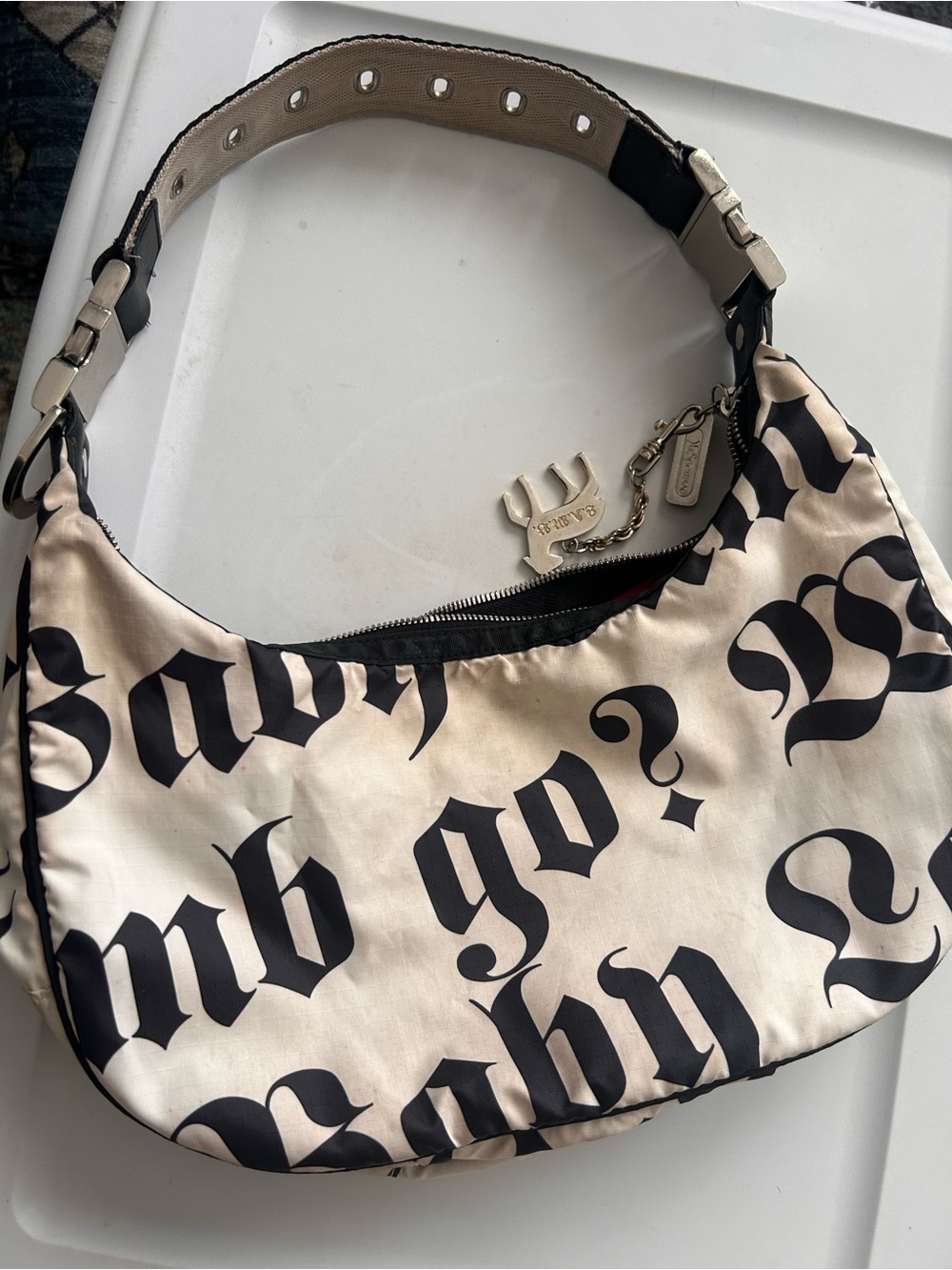 Lesportsac LAMB by Gwen Stefani Black & White Logo-Print Shoulder Bag - Picture 3 of 8